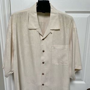 Mens vintage Tommy Bahama XL silk Hawaiian shirt